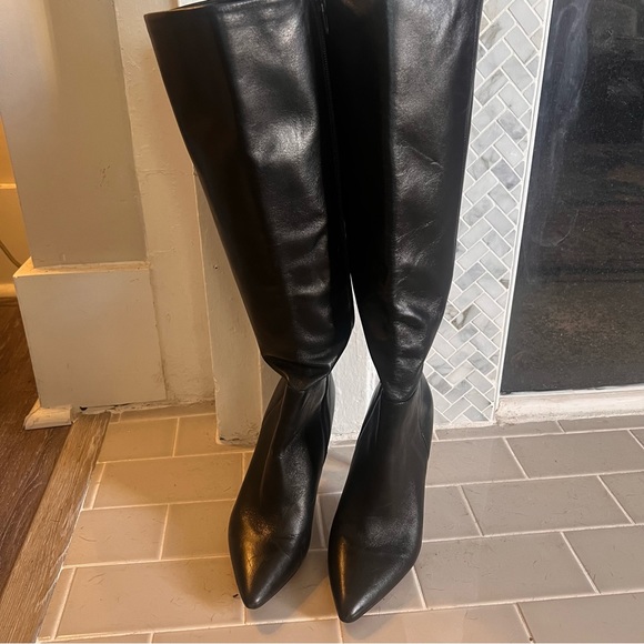 Nine West Classic Black Knee High Boot - Picture 3 of 6